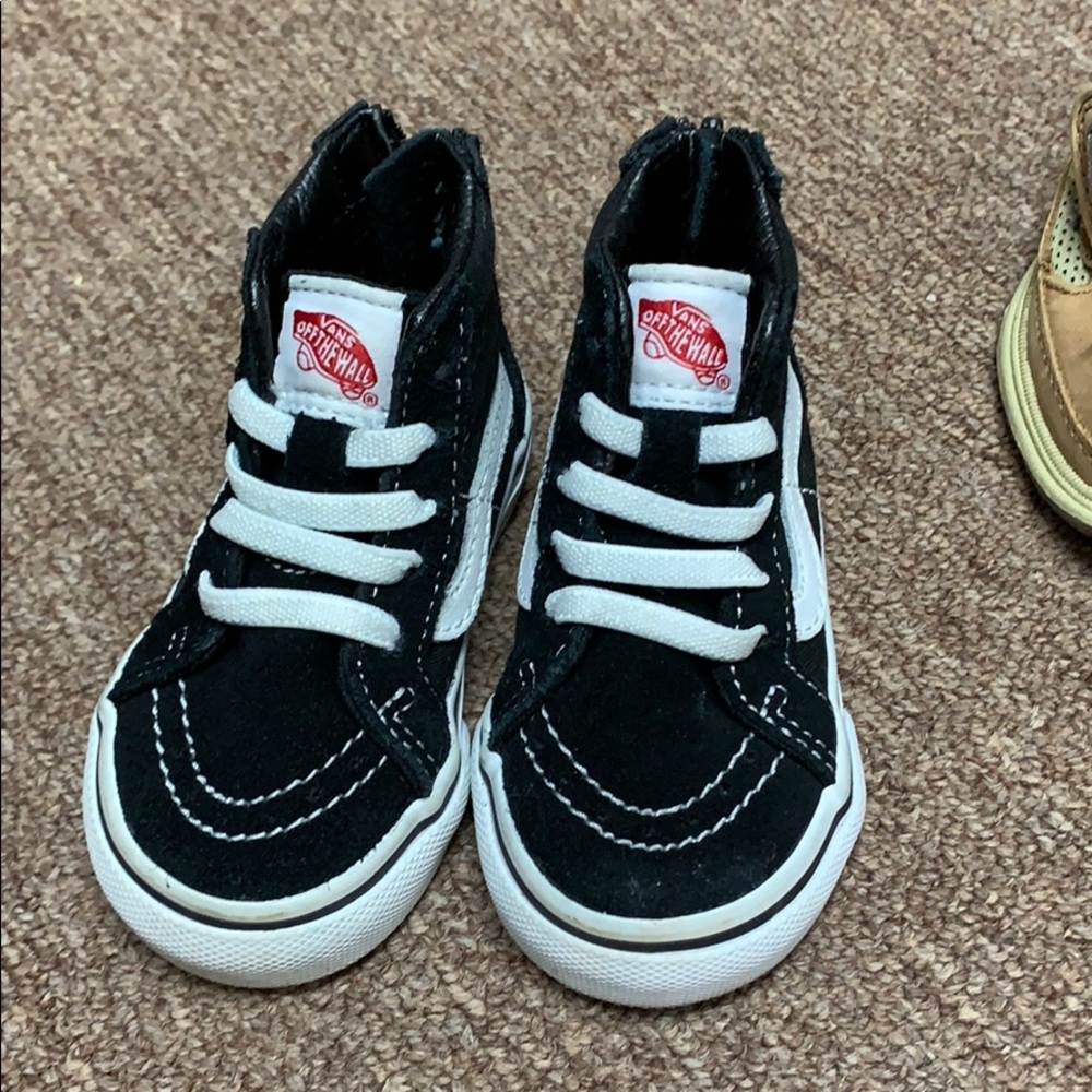 Baby shoes